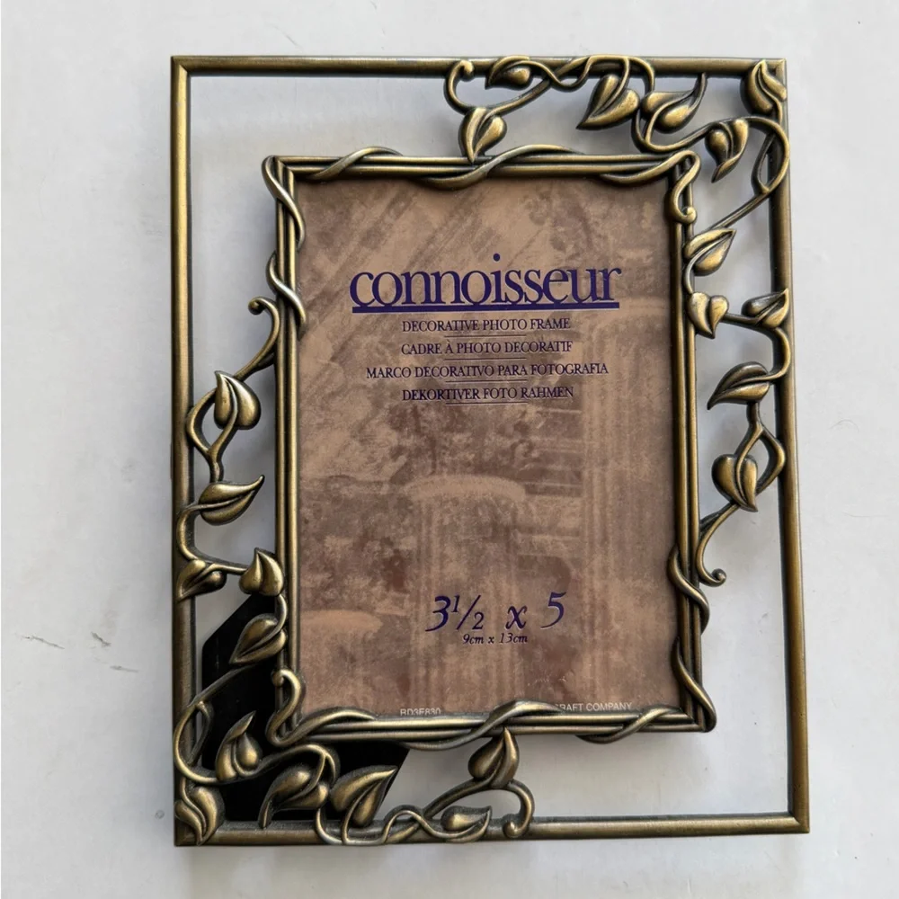 Connoisseur Decorative Metal Vine Photo Frame 3.5x5 | Vintage Style Gold Tone
